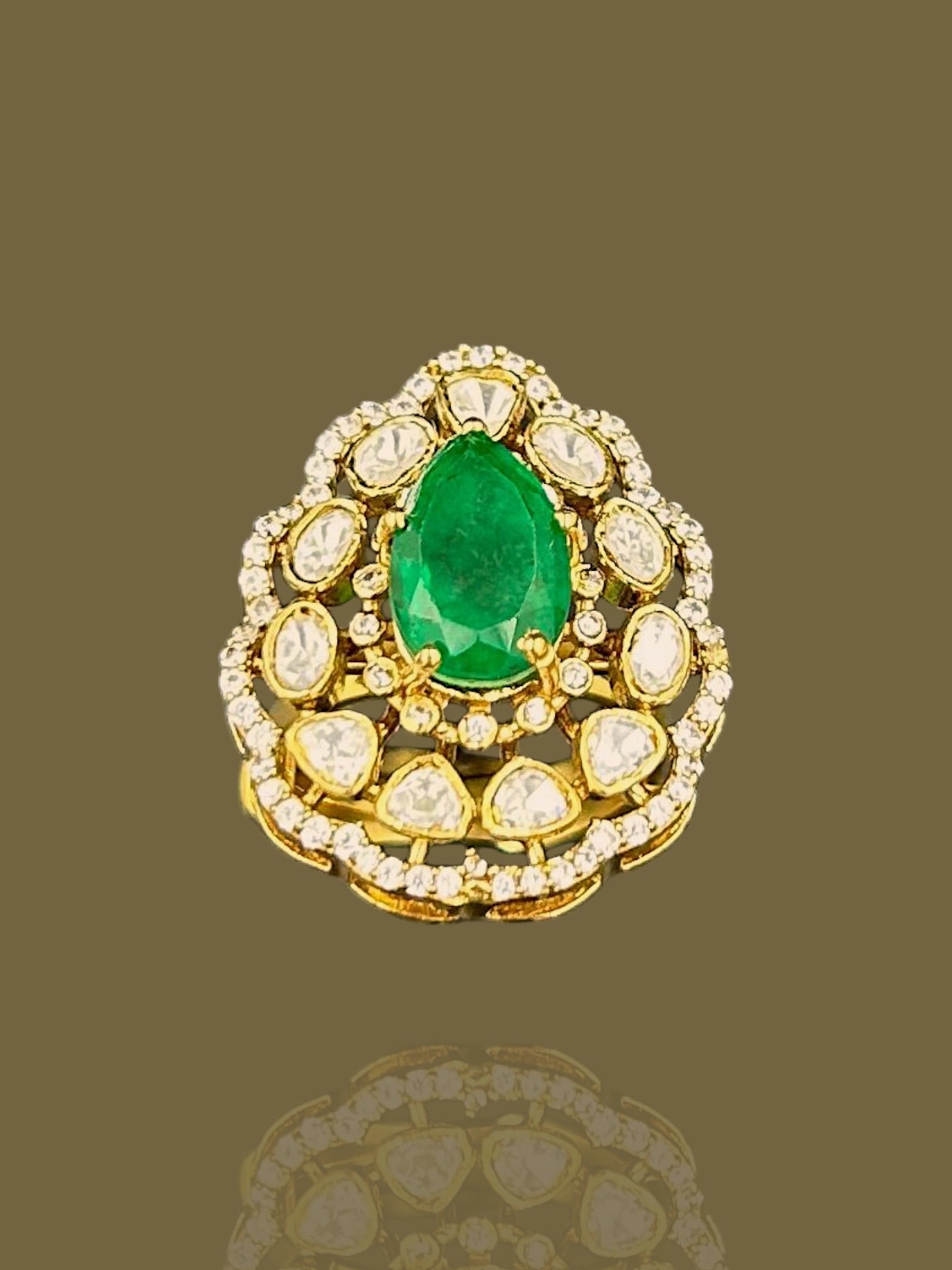 EMERELLE HALO RING