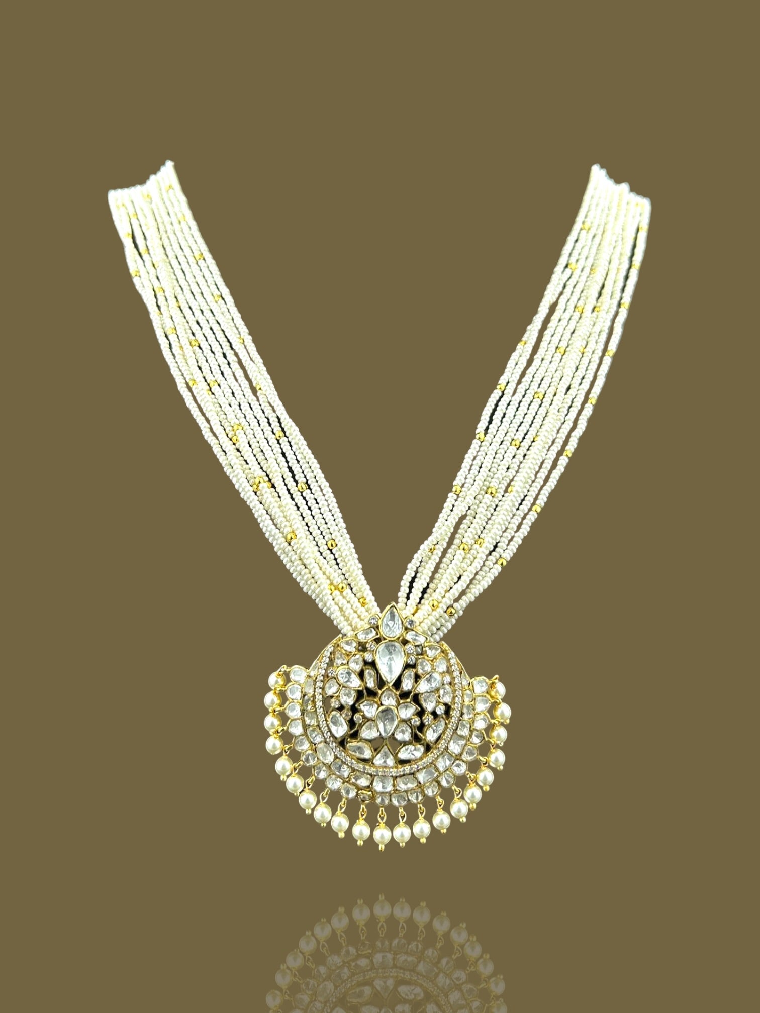 VARNIKA PEARL NECKLACE