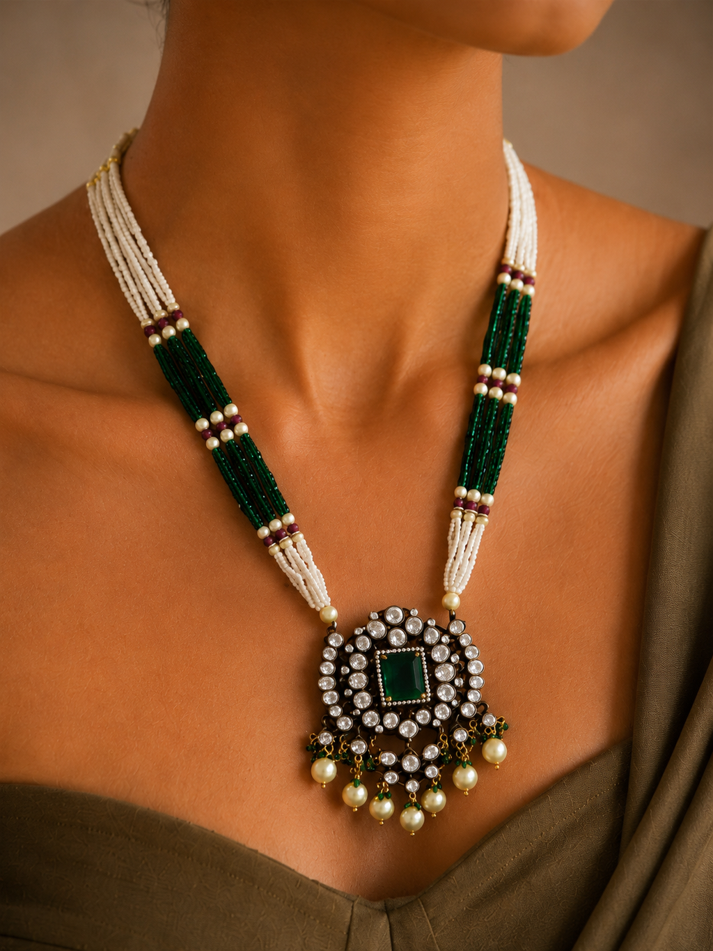 ZARIYA BEAD NECKLACE