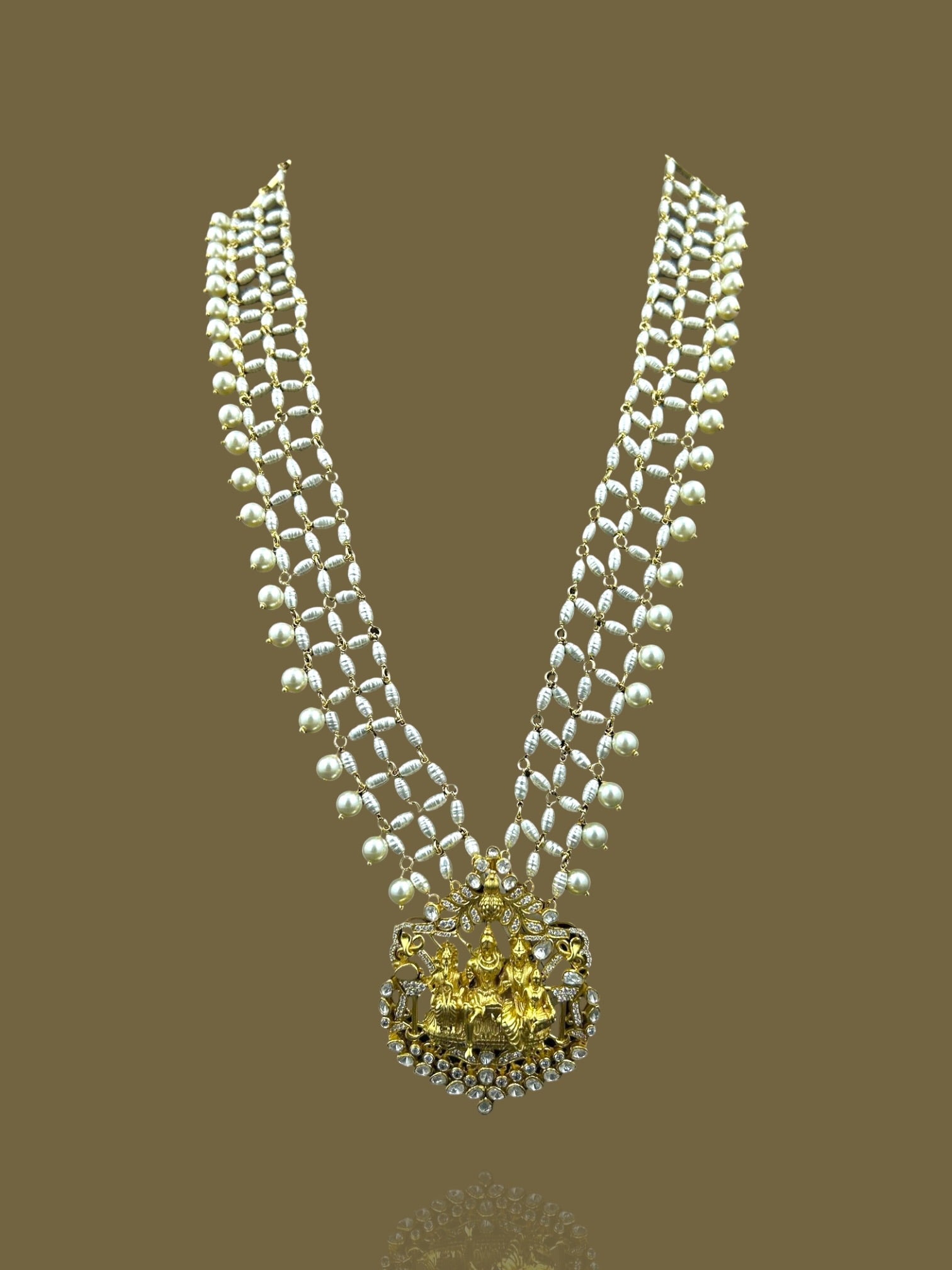TRIKAA NECKLACE