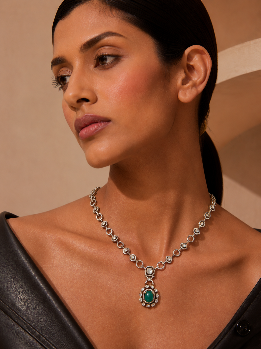 EMERA DROP NECKLACE