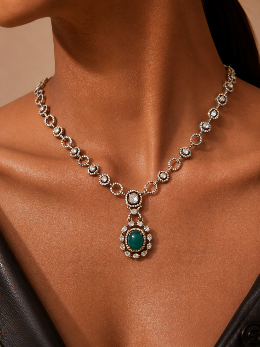 EMERA DROP NECKLACE