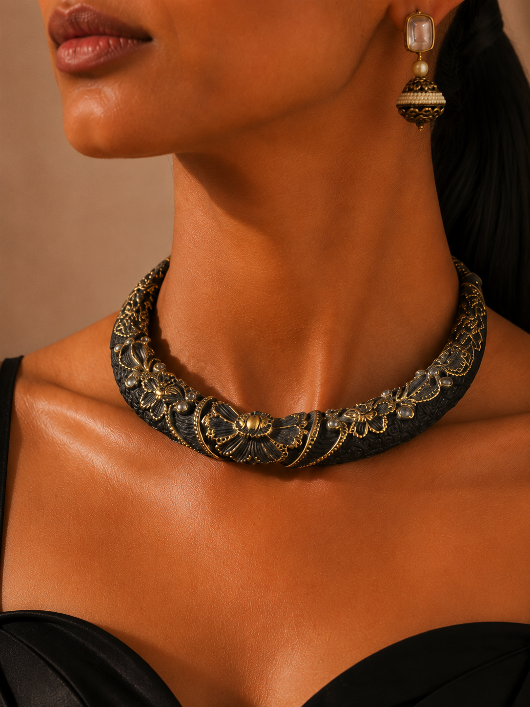 VEYA NECKLACE