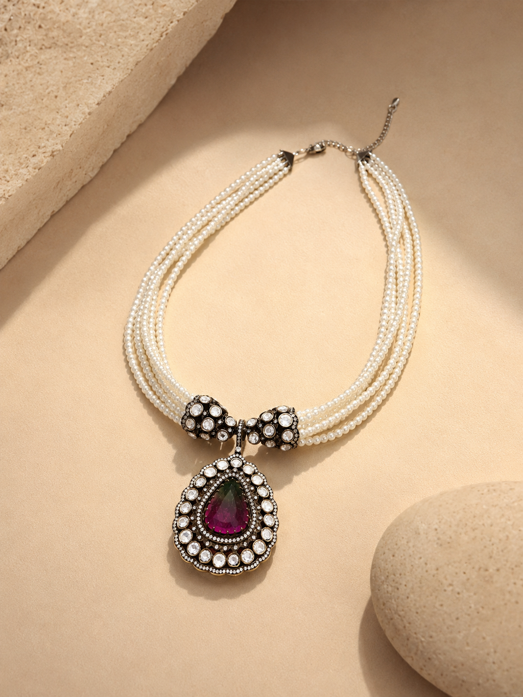 MEHRUN NECKLACE
