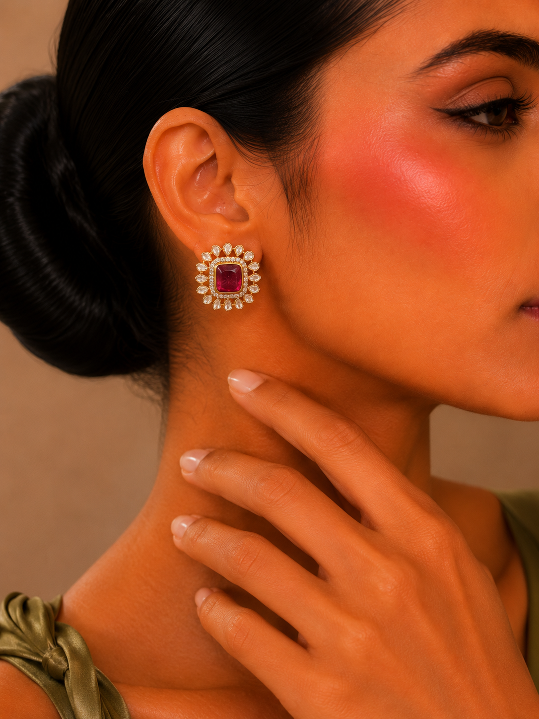 ELARA STUDS