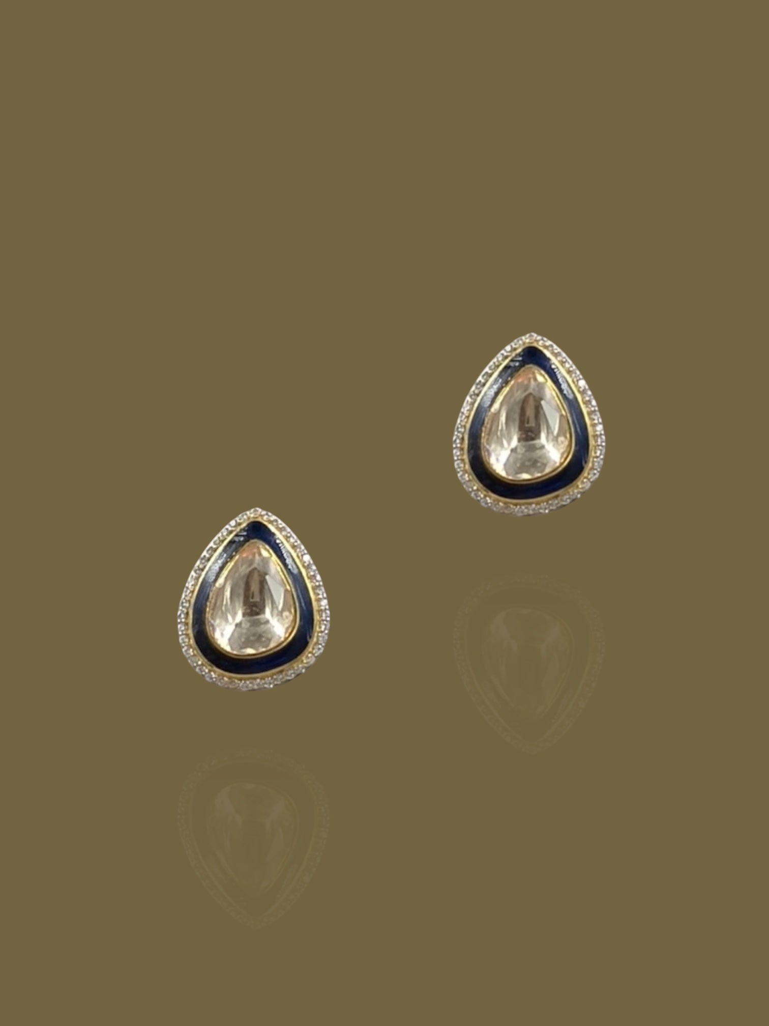 NOOR STUDS
