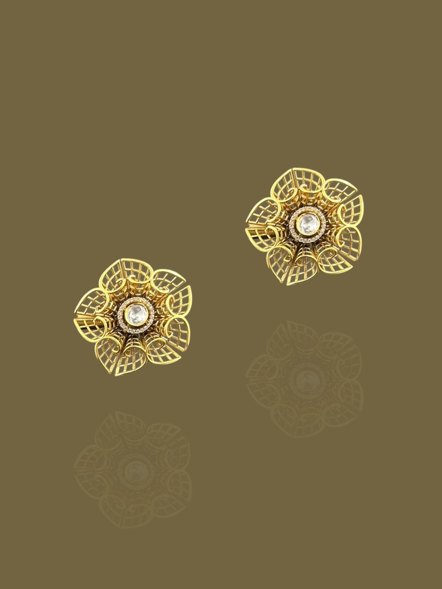 LIORA STUDS