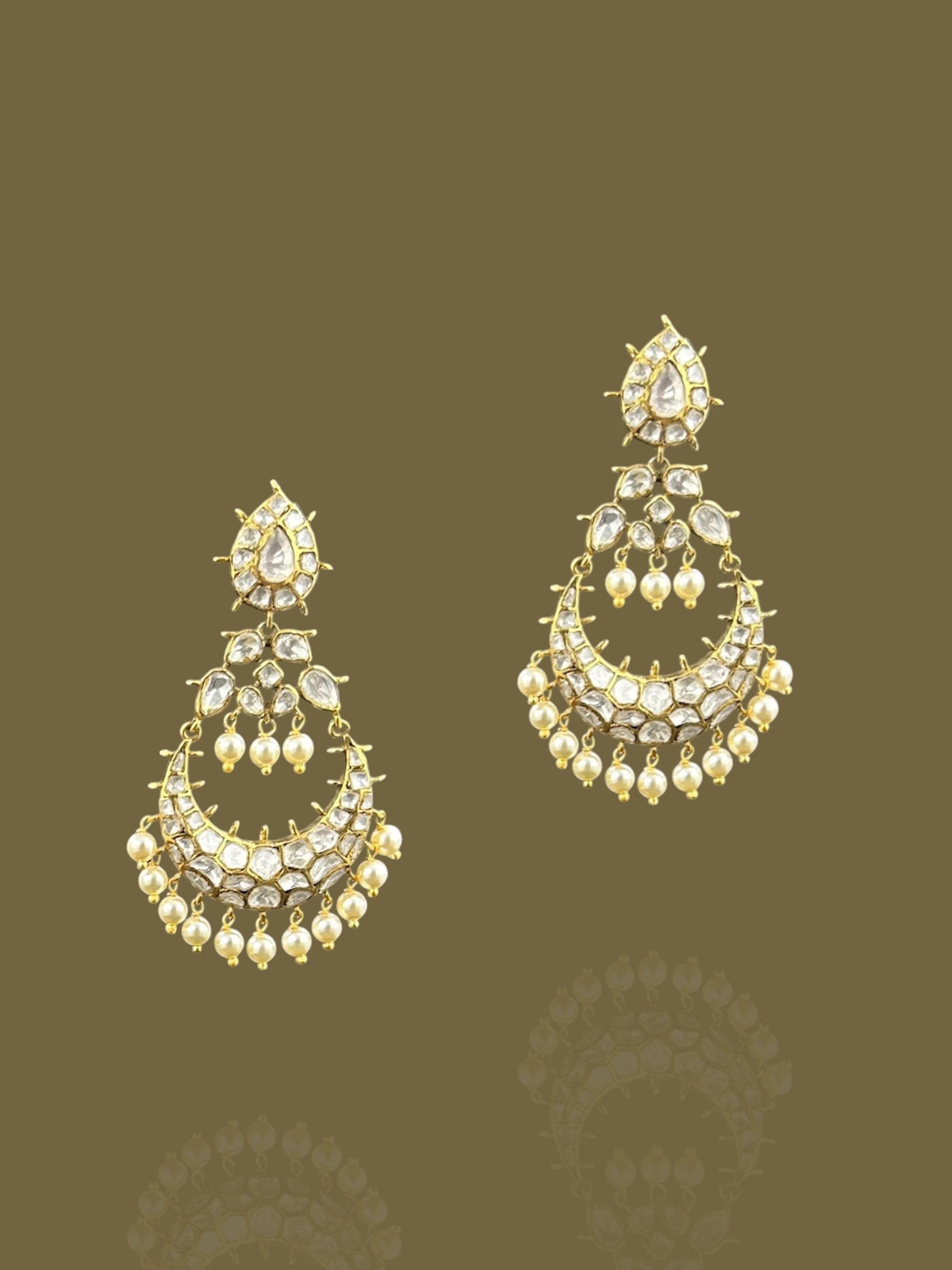 CHAAYA CHANDBALIS