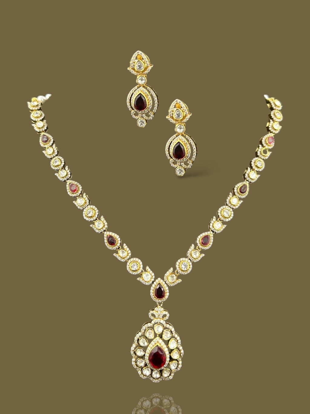 MYTHARA NECKLACE